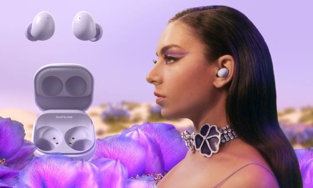 CharliXCX x Samsung Galaxy Buds 2
