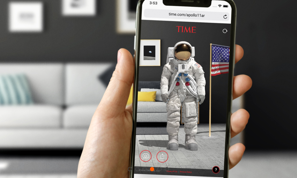 ‘Landing on the Moon’ App and Web AR Experience